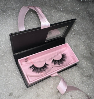 Cash Lashes