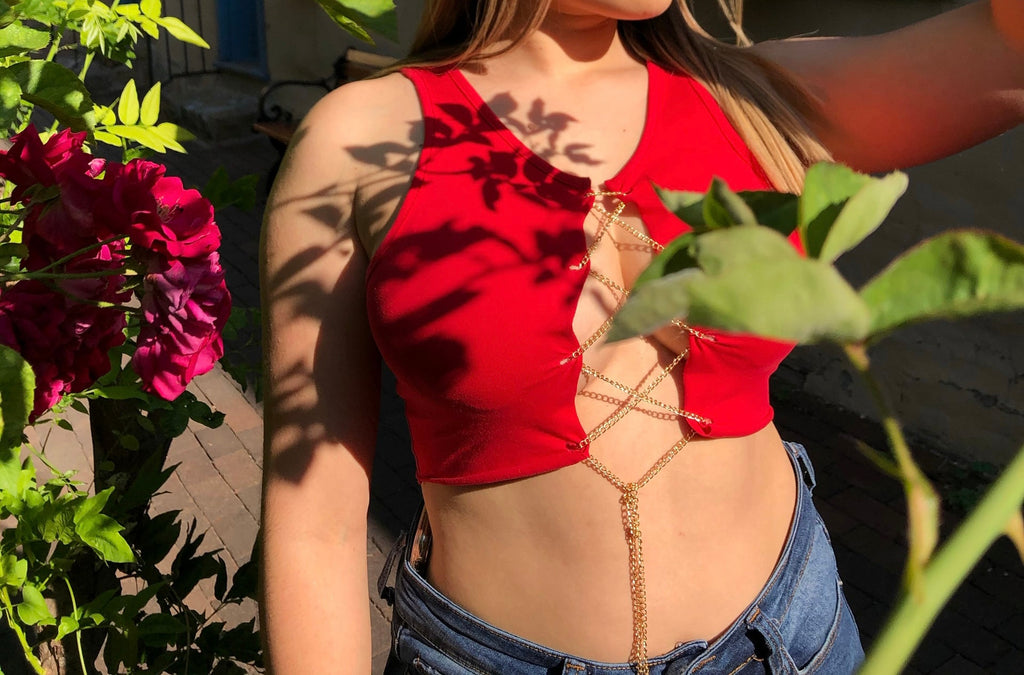 Red Chain top